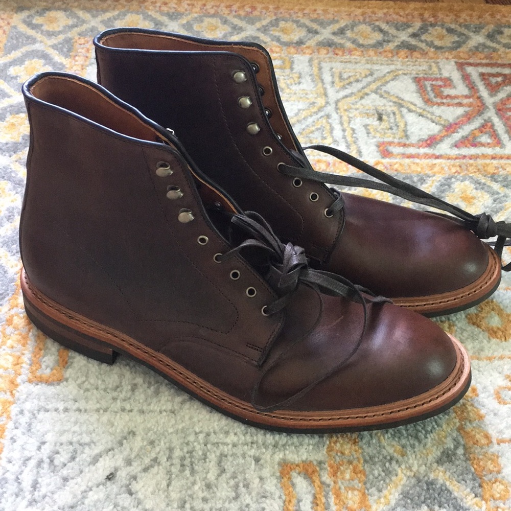 COPY - Brand new men’s boots - perfect for fall!!